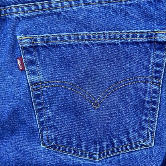 Vintage Levi's 505 Straight Leg Jeans Men W42 L32 Blue Denim Made in Canada - Picture 5 of 9